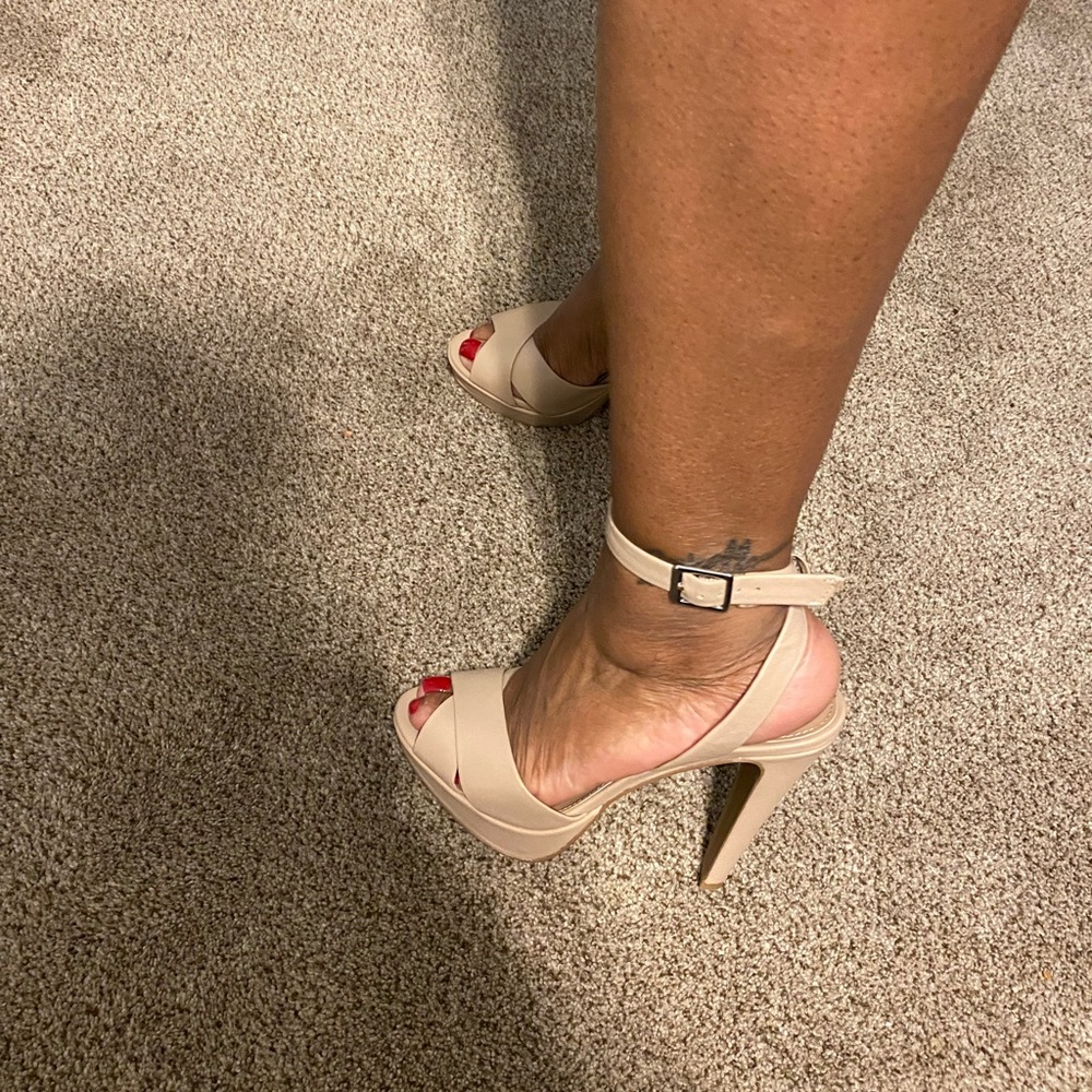 Sexy peep toe sandals